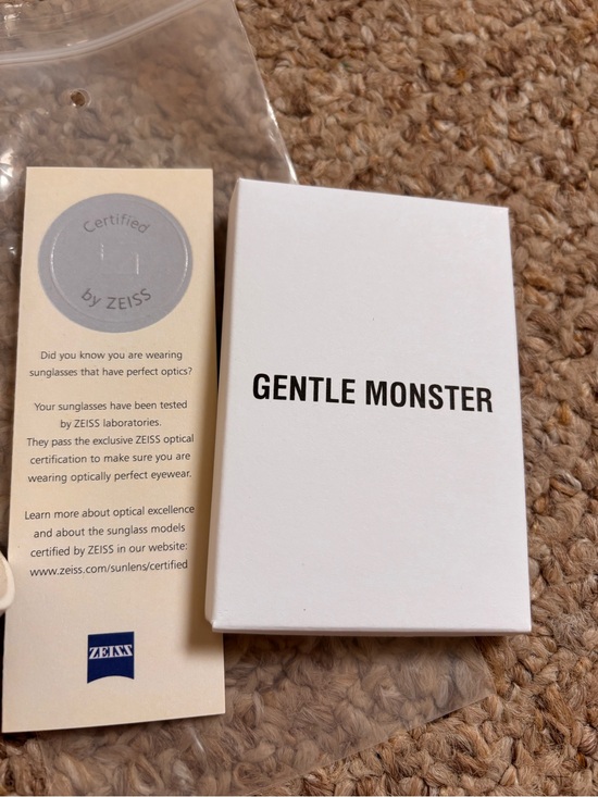 Gentle monster flatba dreamer 17 sunglases main image 7